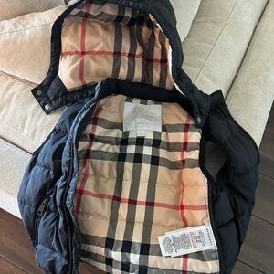 Burberry kid jacket ! Real
